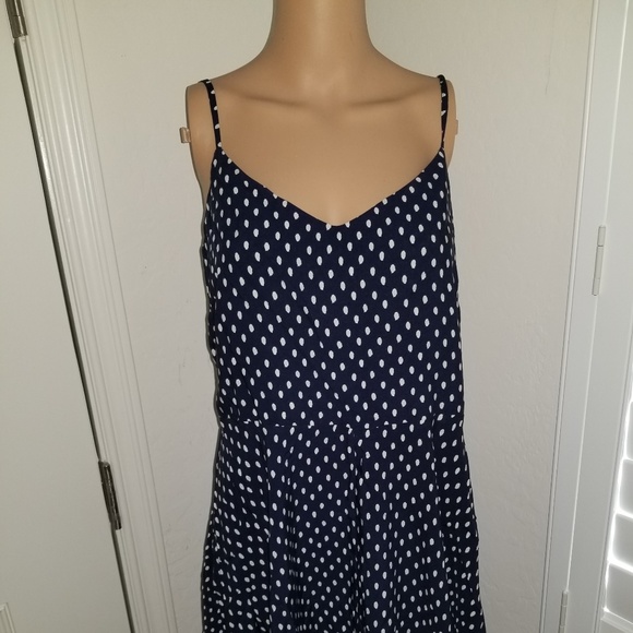 New with tags attached Gap Polka Dot Dress - Picture 1 of 6